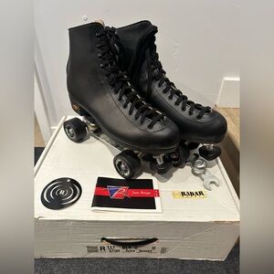 Riedell Black Vintage Men’s Roller Skates R111 | Size 10 | Classic Quad Skates